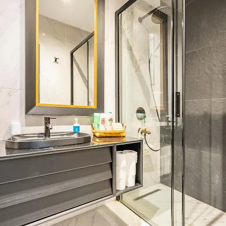Ultra Lux 2 Bedroom Taksim * イスタンブール