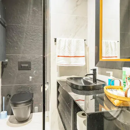 Ultra Lux 2 Bedroom Taksim アパートホテル