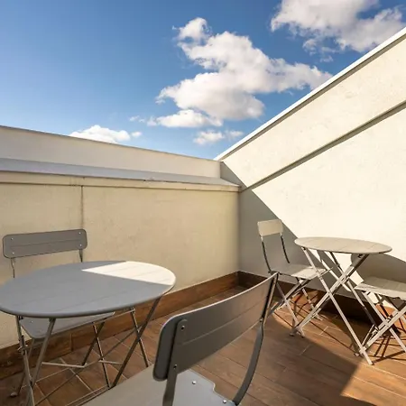 Ultra Lux 2 Bedroom Taksim アパートホテル イスタンブール