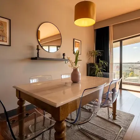 アパートホテル Ultra Lux 2 Bedroom Taksim *
