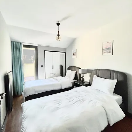 Ultra Lux 2 Bedroom Taksim アパートホテル